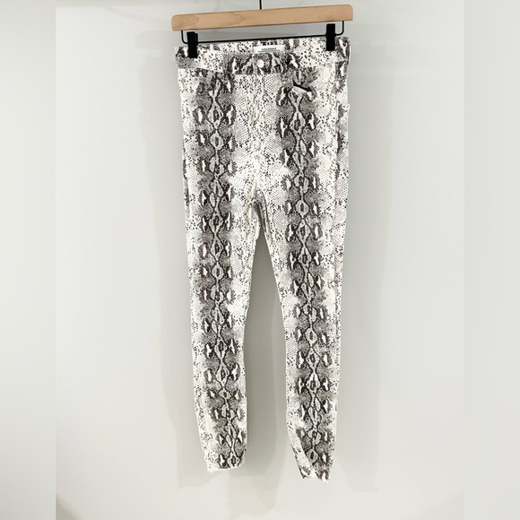 Zara Woman High Waist Snake Print Jeans Gray Size 4 - Picture 4 of 8